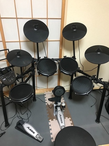 電子ドラムALESIS NITRO MESH KIT3シンバルExtraSet