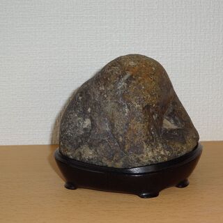 【鑑賞用自然石(風速)】自然石(只見川) 台座付き 鑑賞用自然石(風速)】自然石(只見川) 台座付き
