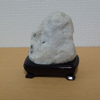 【鑑賞用自然石(風速)】自然石(ルビーコランダム)