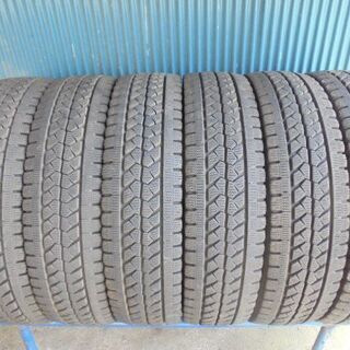 ブリヂストン BLIZZAK W979　205/80R17.5 120/118L LT　6本　9分溝4本と8分溝2本　程度良好！