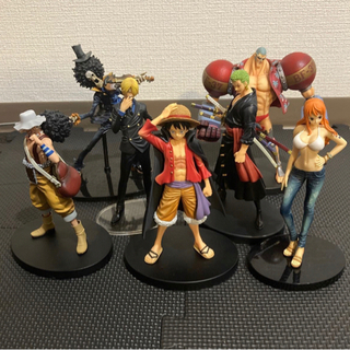 ワンピースフィギュア まとめ売り 18体セット ワンピースなゴリラ 萱島のおもちゃの中古あげます 譲ります ジモティーで不用品の処分