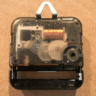 皆空釜 陶器の掛け時計（値下げ済み）