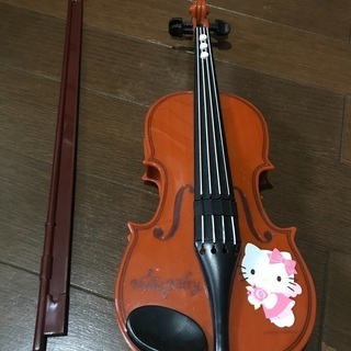バイオリン　キティちゃん