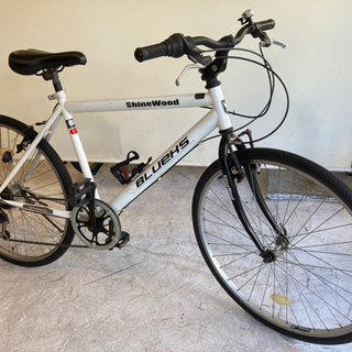 26インチ】 クロスバイク 6段変速 白/黒