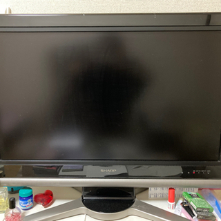 32型テレビ　SHARP AQUOS