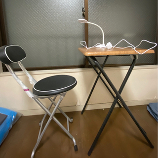 テーブル＋椅子＋LEDライト
