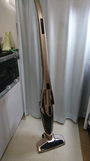 《受渡し決定》3500円【アズマ】コードレス・サイクロンクリーナー　EAC-TW002