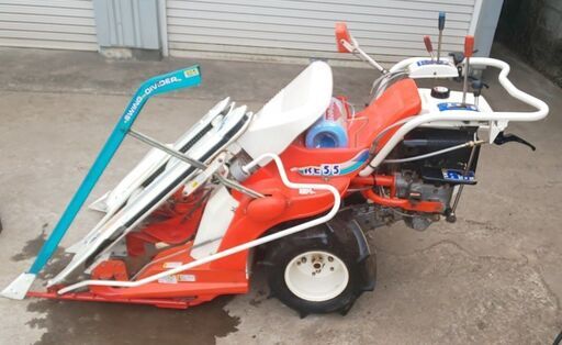 鹿児島発 二条刈りガソリンエンジンバインダー RE55