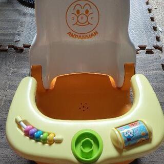 赤ちゃん用　アンパンマン　風呂用椅子
