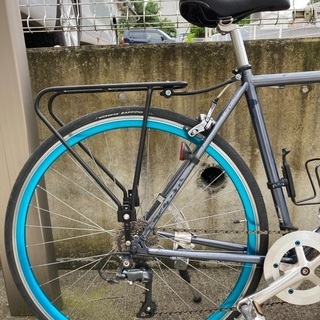 近辺なら配送します。reunion lilu レユニオンリル　クロスバイク　フラットバーロード　新品部品多数