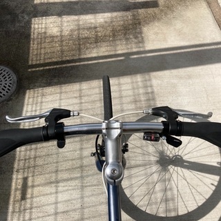 近辺なら配送します。reunion lilu レユニオンリル　クロスバイク　フラットバーロード　新品部品多数