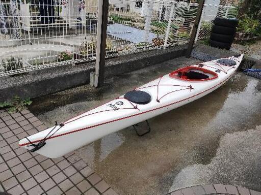 ★カヤック　FRP製　４ｍ５０ｃｍ　タヘマリン　TAHE　MARINE　Fit149　ラダー付　ツーリング　神戸★ ☆カヤック FRP製 4m50cm タヘマリン TAHE MARINE Fit149 ラダー