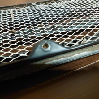 車のパーツ 16アリストフェンダー加工