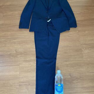 【ネット決済】男性用スーツ　きれい　タイト
