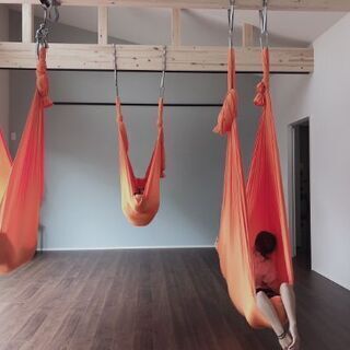 エアリアルヨガAerialyoga