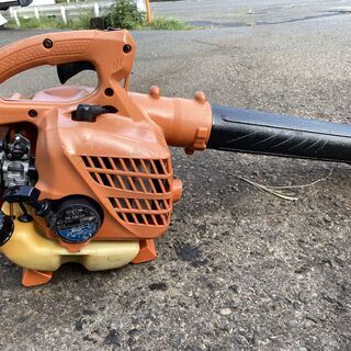 お安くどうぞ 現物確認歓迎 初期不良対応OK 整備済 調子抜群 かけ易い 日立工機 23.9cc エンジンブロワ RB24EAP