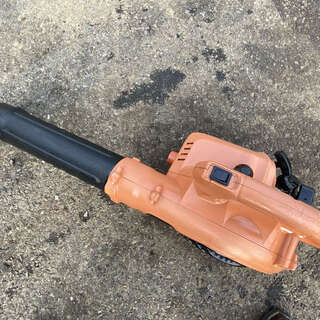 お安くどうぞ 現物確認歓迎 初期不良対応OK 整備済 調子抜群 かけ易い 日立工機 23.9cc エンジンブロワ RB24EAP