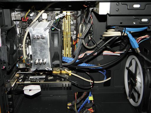 最終値下げ）ミニタワー・ディスクトップPC Win10 Core i7 6700 SSD