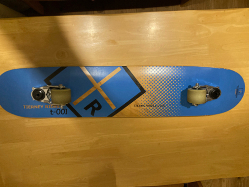 その他 tierney rides T-001