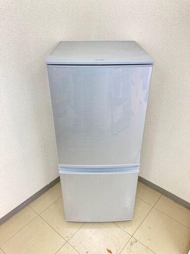 【美品】【地域限定送料無料】冷蔵庫 SHARP 137L 2016年製 CRA090701