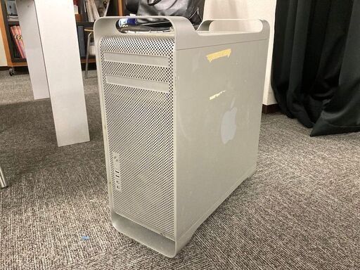 B）MacPro 2010 アップル  現状渡し 中古