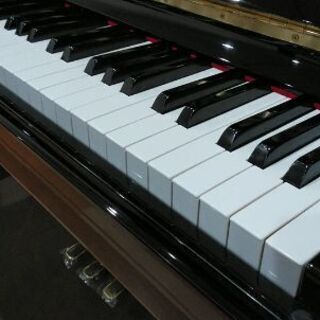 初めての方最適のアップライトピアノ。超お値打ち本日売約済になりました。