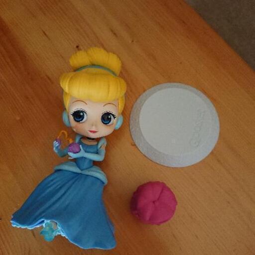ディズニープリンセス シンデレラ ゆうちゃん 伊勢原のフィギュアの中古あげます 譲ります ジモティーで不用品の処分