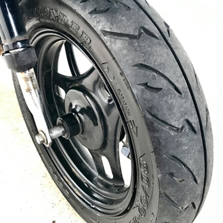 スズキレッツ4 通勤や通学などに？