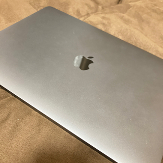 【ネット決済】MacBook pro 2018 13㌅　メモリ1...