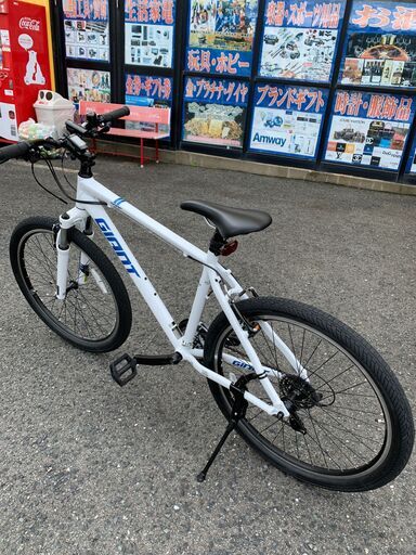 ★来店限定★　▽GIANT　自転車　白　26インチ　説明書等付属あり