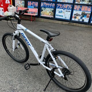 ★来店限定★　▽GIANT　自転車　白　26インチ　説明書等付属あり