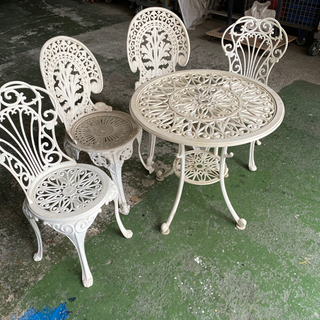 【ネット決済】ガーデン　椅子とテーブルセット