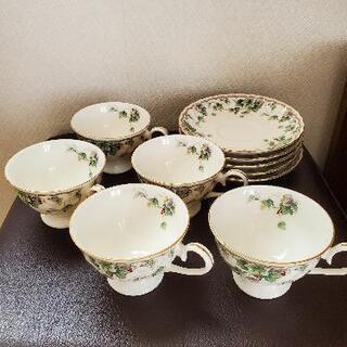 NARUMI  CHINA カップ&ソーサ 5客セット