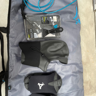 Xcel 4.3mm ウエットスーツL サイズ　ヘッドカバー、サーフブーツ、☆FCS IIのLフィンMFモデルも付けます