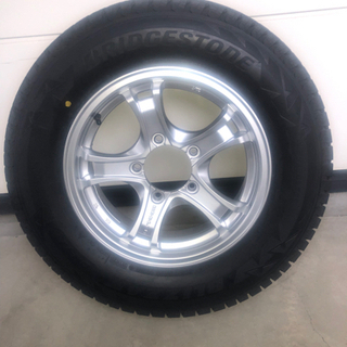 ジムニー 215/70r16ブリザックDM-V2（ホイール付き4本セット）