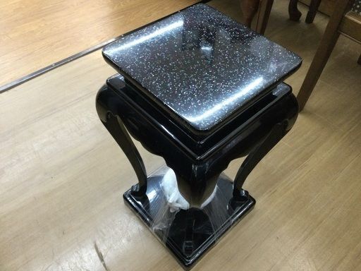 【店頭受け渡し】香炉付き花台　中古品