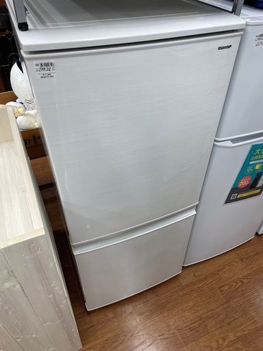 シャープ　2ドア冷蔵庫　SJーD14D 2018年製　137L