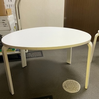 【ネット決済】IKEA白のローテーブル