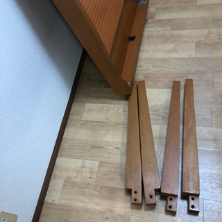 伸縮式の木製ダイニングテーブルのヤスリがけ作業 黒子 鎌ヶ谷大仏の手伝って 助けての助け合い ジモティー