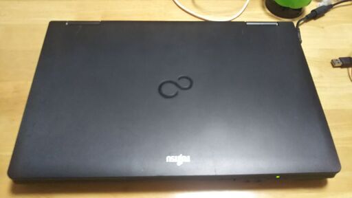 商談中　FUJITSU ノートパソコン