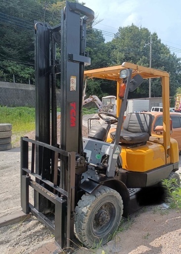 TCMフォークリフト2t 2024 ガソリン 