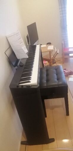 カシオ電子ピアノ　Privia 一年半使用