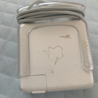 旧型 MacBook用　充電器