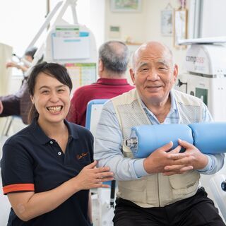 生活相談員　　(土日休み）【社会福祉士】【介護福祉士】【保育士】...