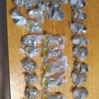 ポール金具