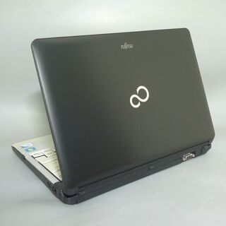 即使用可能 日本製 ノートパソコン 中古良品 13.3型 ワイド液晶