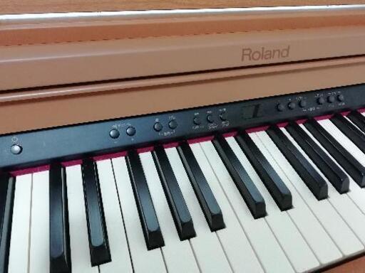 値下げ】Roland(ローランド)電子ピアノ RP401R
