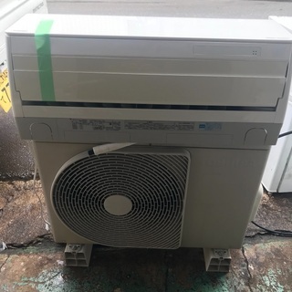2015 Sharp 10-12畳。 無料のエアコンの設置