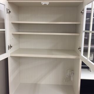 J640 ニトリ フレンチカントリー調 キッチンボード 食器棚 ミランダ2