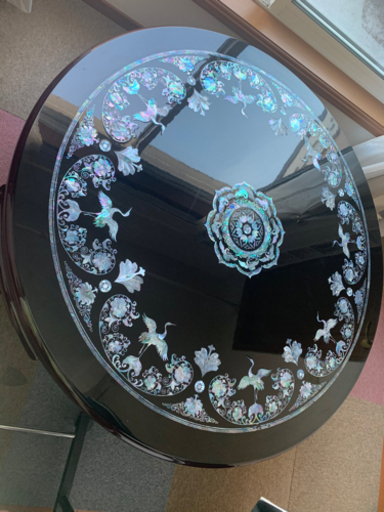 【値下】螺鈿細工　テーブル　円型　ガラス天板